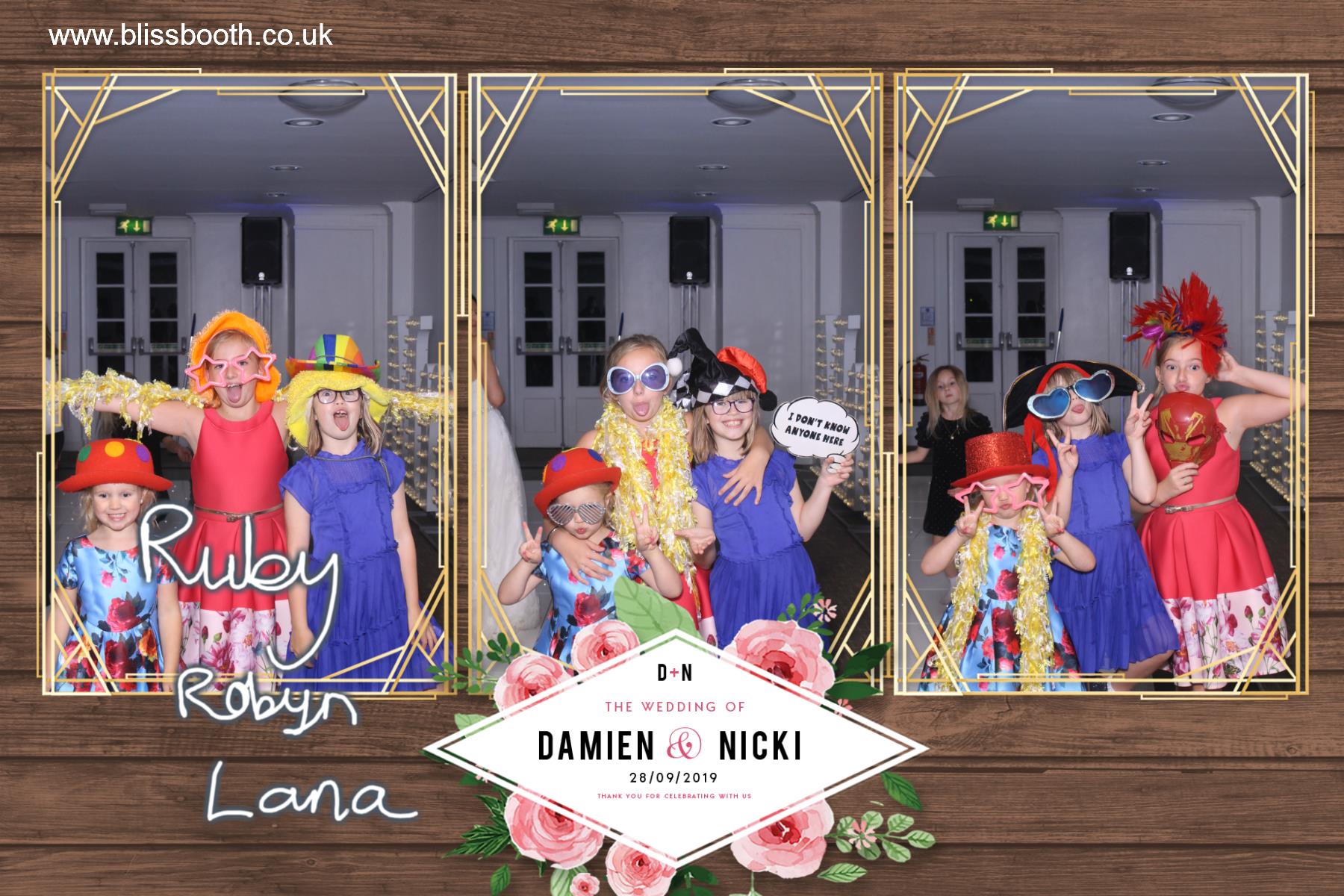Damien and Nicki’s wedding | View more photos from the event at gallery.blissbooth.co.uk/u/BlissBooth/Damien-and-Nicki’s-wedding
